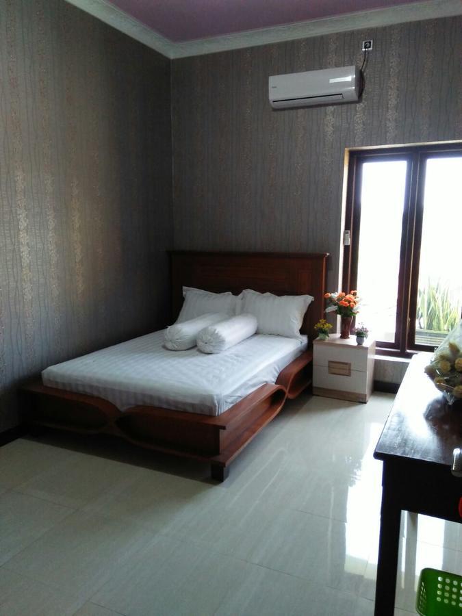 Papyrus Homestay Banyuwangi  Exterior photo